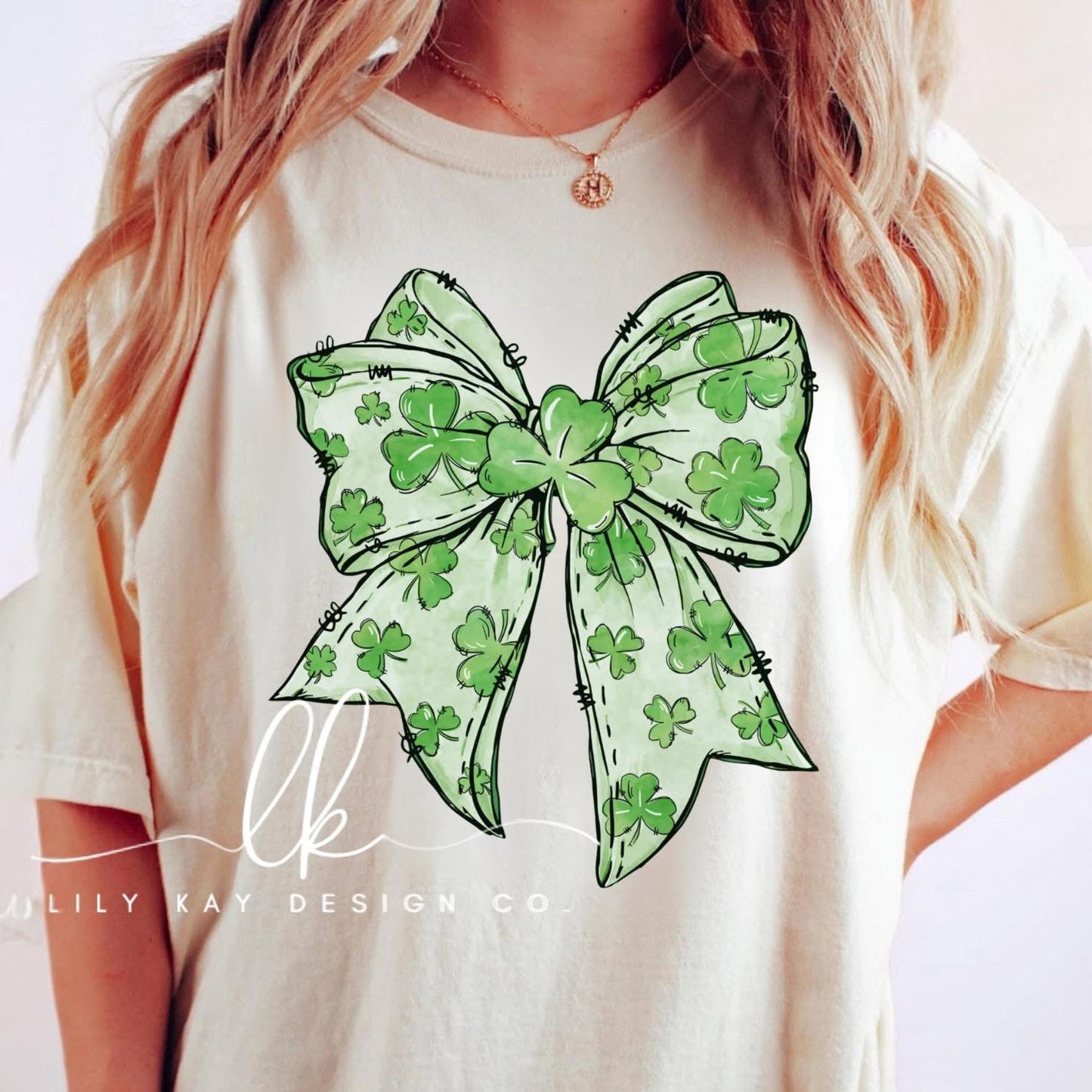 Clover Bow